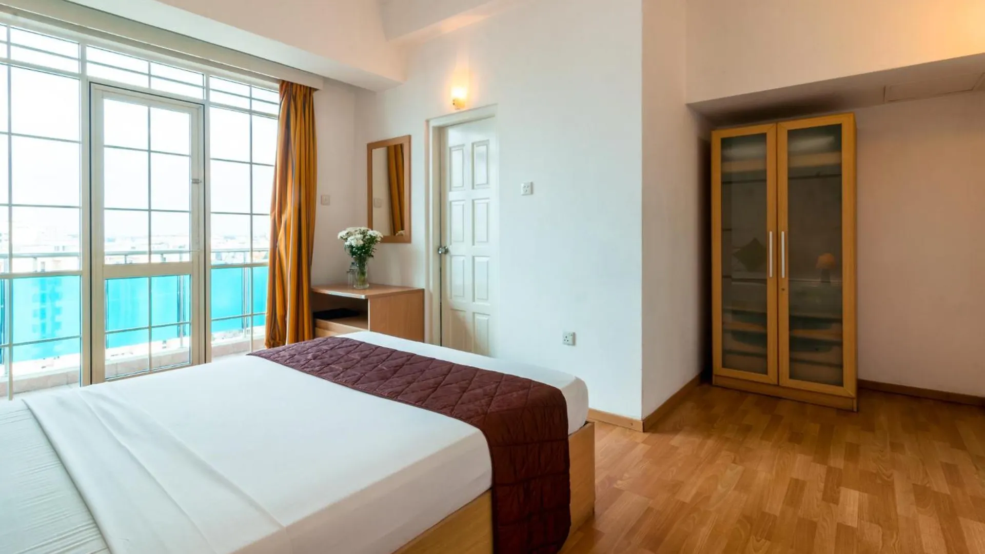 Global Towers Hotel & Apartments Colombo