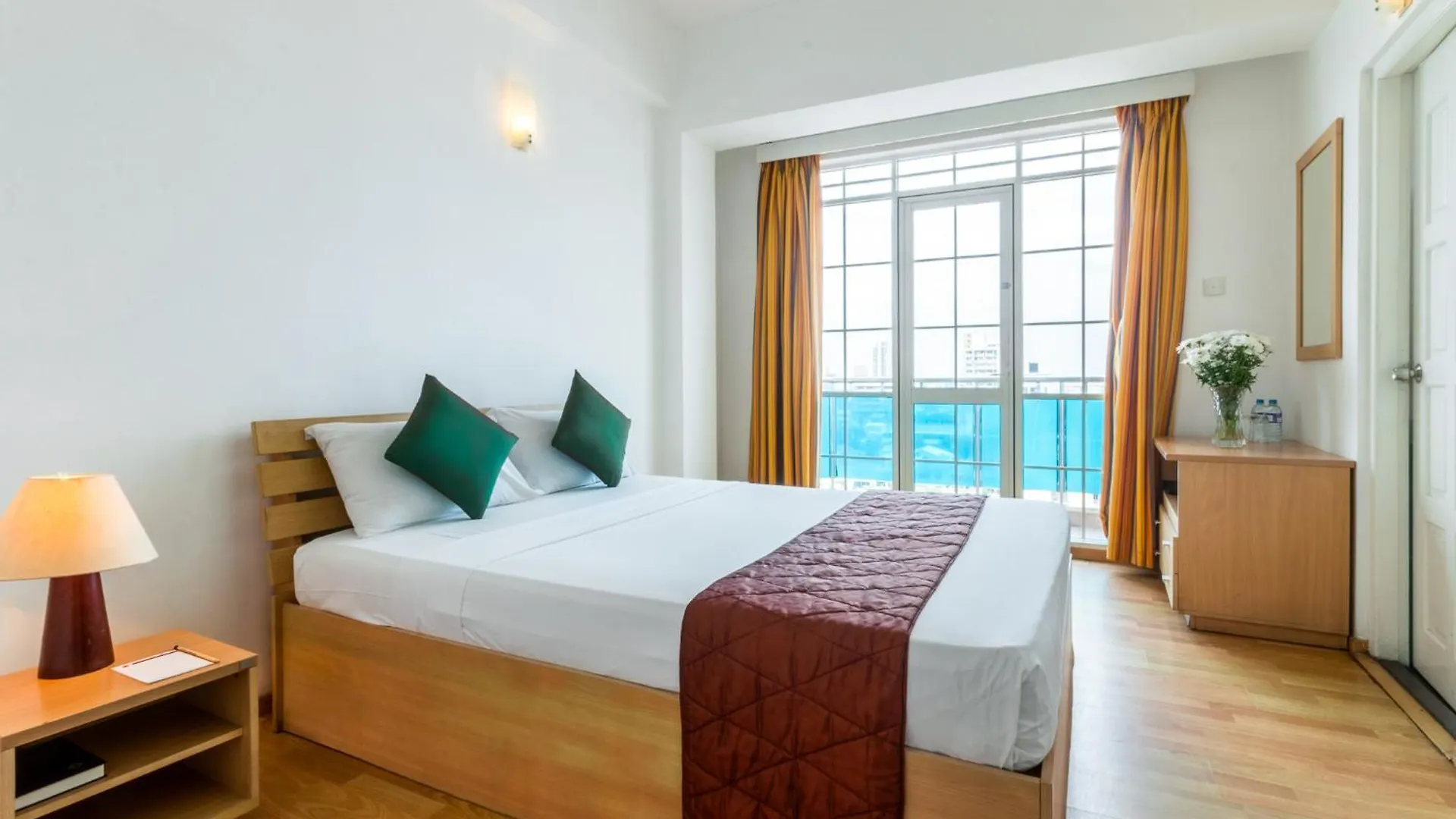 Global Towers Hotel & Apartments Colombo Sri Lanka
