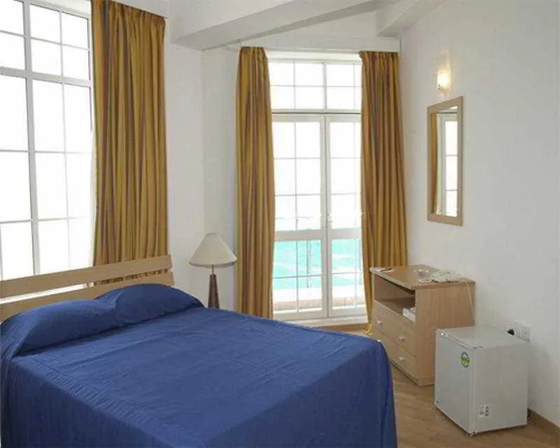 Global Towers Hotel & Apartments Colombo