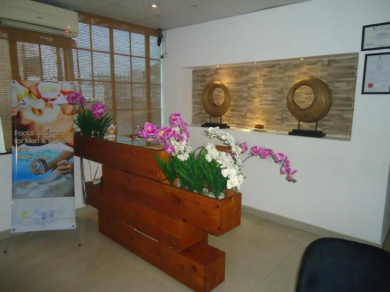 Global Towers Hotel & Apartments Colombo Sri Lanka