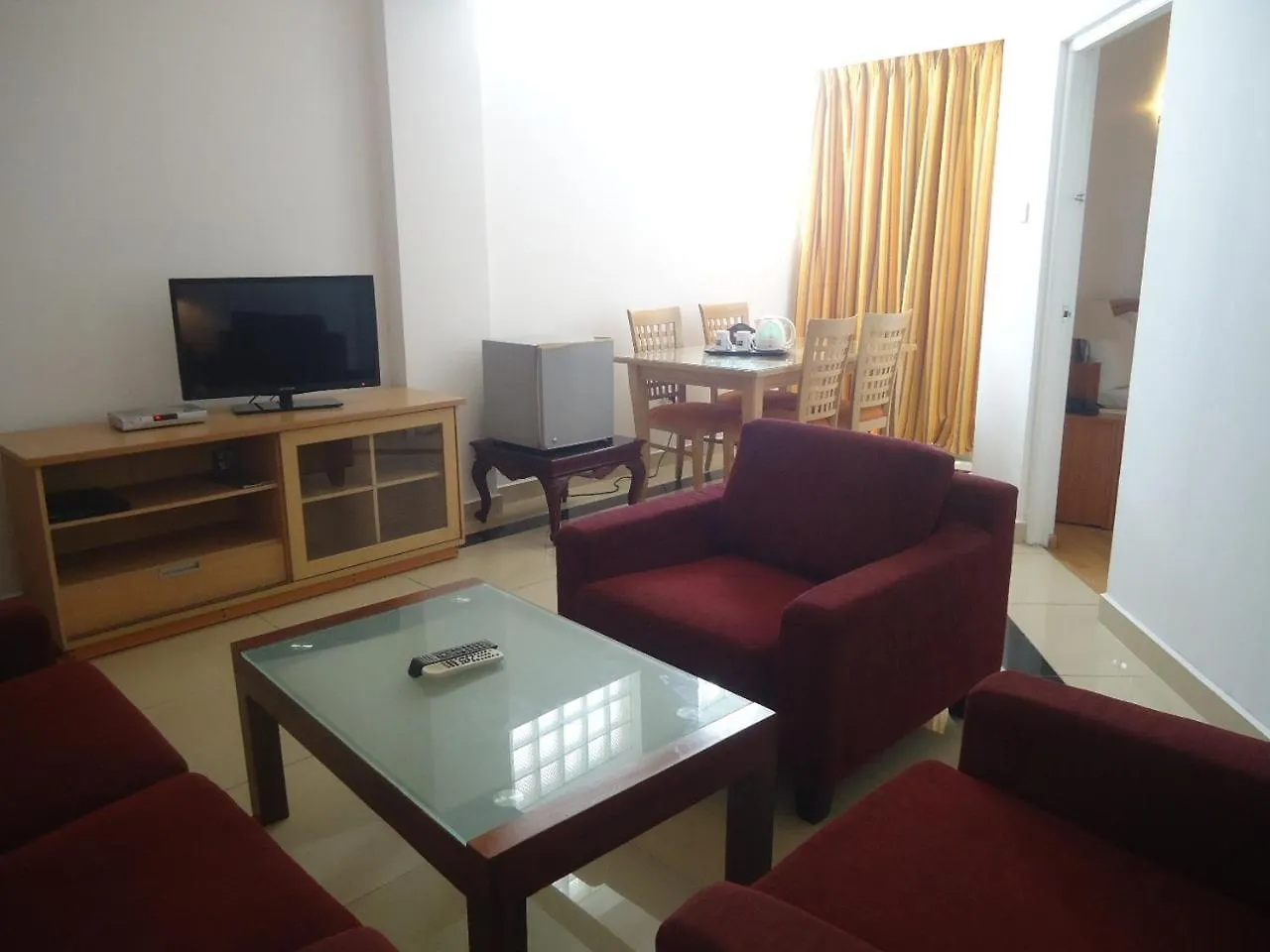 Global Towers Hotel & Apartments Colombo 4*,