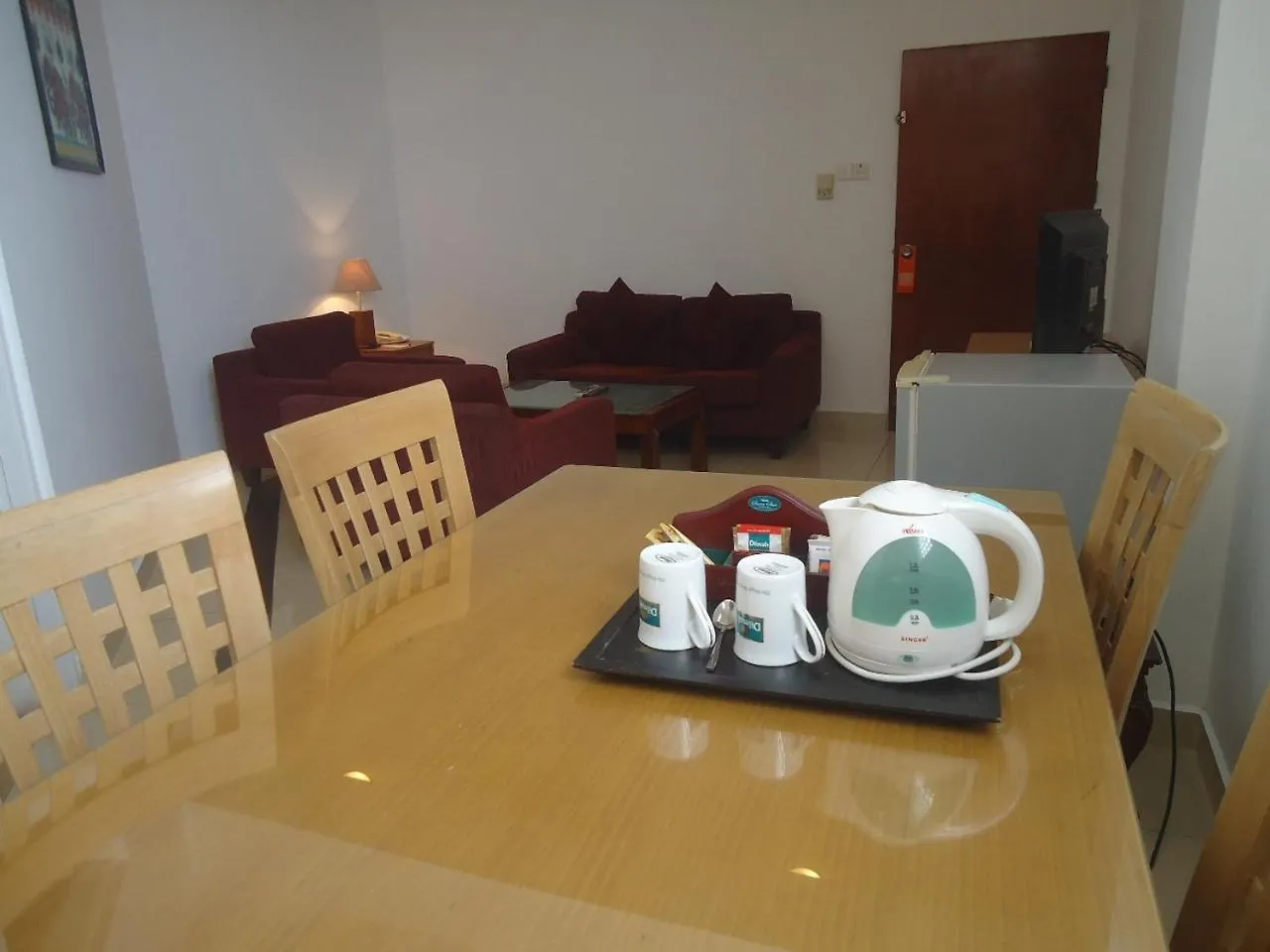 Global Towers Hotel & Apartments Colombo